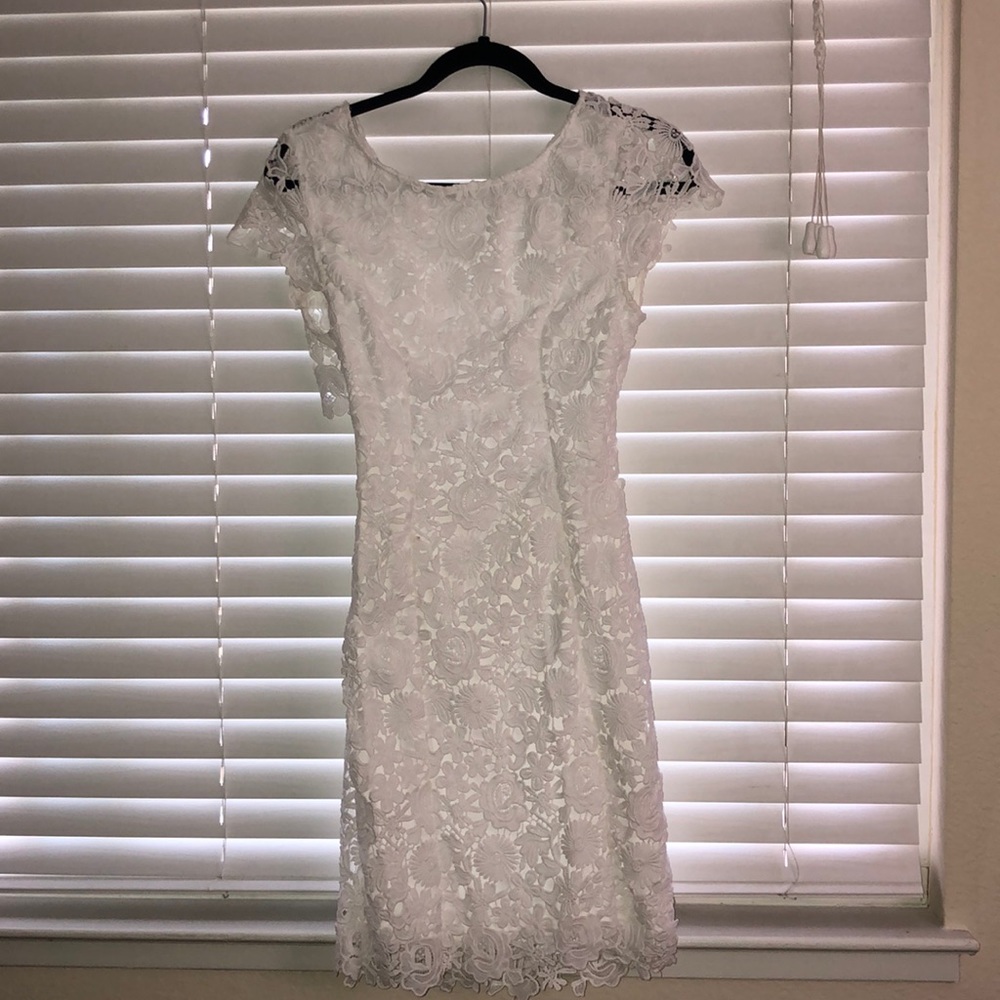 Super cute white dress!